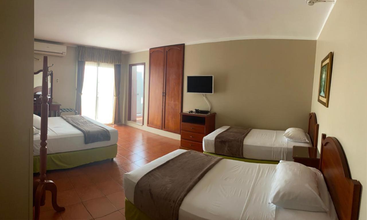 Grand Hotel Americano Machala Dış mekan fotoğraf